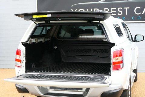 Mitsubishi L200 2.4 L200 Warrior DI-D Auto 4WD 17