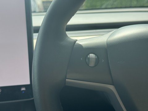 Tesla Model Y (Dual Motor) Long Range SUV 5dr Electric Auto 4WDE (384 bhp) 13