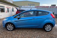 Ford Fiesta ZETEC 16V.. AUTOMATIC.. 13 SERVICES.. 1 PREVIOUS OWNER.. AIR CONDITIONING.. 4