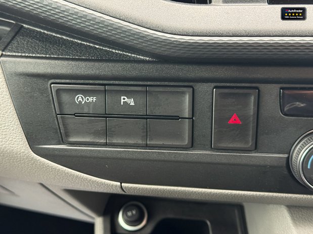 Volkswagen Transporter Crew Cab LWB L2H1 T32 Tdi 150 BHP Auto Kombi Highline Air Con Sensors EURO 34