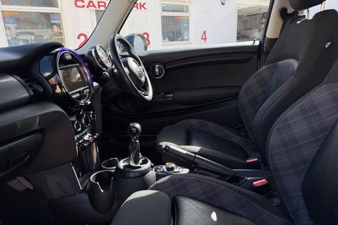 Mini Hatch COOPER.. 6 SERVICES..DAB..SAT NAV..HEATED SAETS..STUNNING EXAMPLE 38
