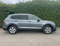 Volkswagen Tiguan 1.5 TSI Life SUV 5dr Petrol DSG Euro 6 (s/s) (150 5