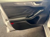 Ford Focus 1.0 Focus ST-Line X 5dr 44