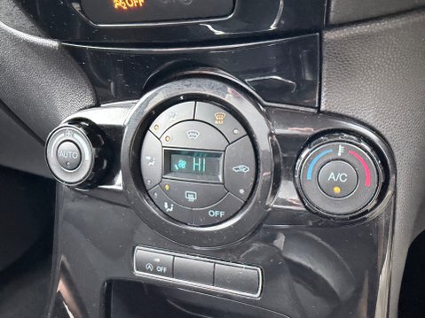 Ford Fiesta 1.0 TITANIUM 16