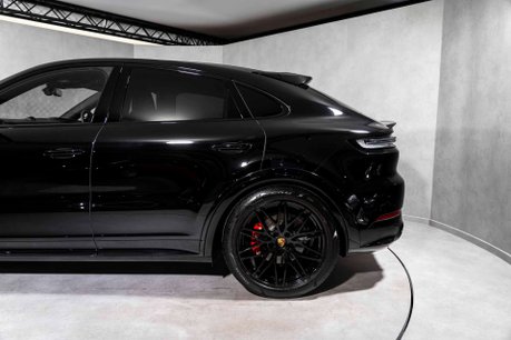 Porsche Cayenne GTS. WARRANTY. HUD. PANORAMIC ROOF. COMFORT ACCESS. BOSE. S/CHRONO. 10