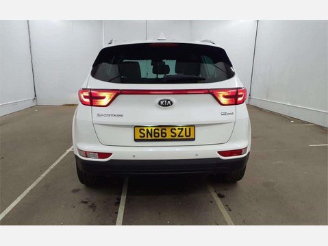 Kia Sportage 1.7 CRDi 3 Euro 6 (s/s) 5dr 9