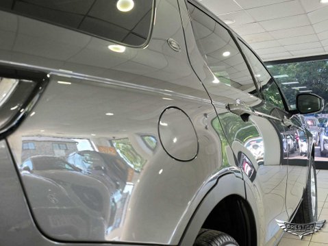 Land Rover Discovery Sport 2.0 TD4 SE Tech Auto 4WD Euro 6 (s/s) 5dr 72