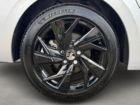 Vauxhall Astra 1.2 Turbo 130 GS 5dr 11