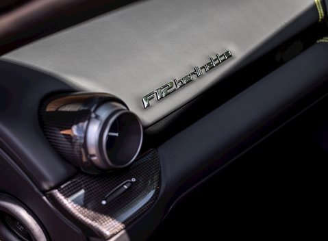 Ferrari F12 Berlinetta 18