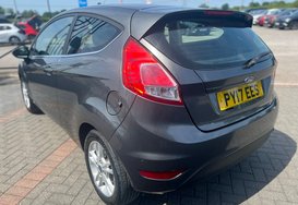 Ford Fiesta 1.25 ZETEC 10