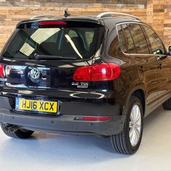 Volkswagen Tiguan 2.0 TDI BlueMotion Tech Match Edition SUV 5dr Diesel Manual 4WD Euro 6 (s/s 4