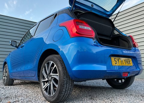 Suzuki Swift SZ5 DUALJET MHEV 14