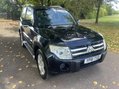 Mitsubishi Shogun 3.2 DI-DC Equippe Auto 4WD Euro 5 3dr SWB 28