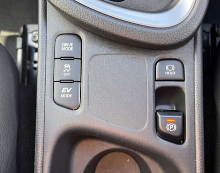 Toyota Yaris Cross 1.5 Yaris Cross Excel HEV Auto 5dr 54