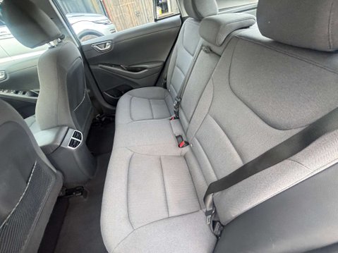 Hyundai IONIQ 1.6 h-GDi Premium Hatchback 5dr Petrol Hybrid DCT Euro 6 (s/s) (141 ps) 27