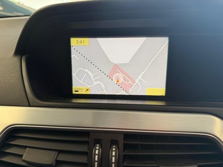 Mercedes-Benz C Class 2.1 C220 CDI BlueEfficiency AMG Sport Edition 125 G-Tronic+ Euro 5 (s/s) 2d 23
