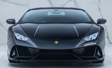 Lamborghini Huracan LP640-4 EVO 7
