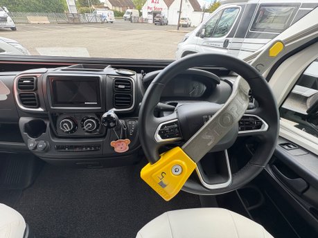 Pilote P720FGJ Selection 29