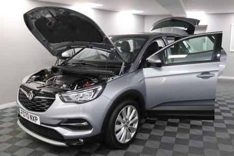 Vauxhall Grandland X ELITE NAV 16