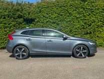 Volvo V40 2.0 T2 R-Design Nav Plus Hatchback 5dr Petrol Manual Euro 6 (s/s) (122 ps) 5