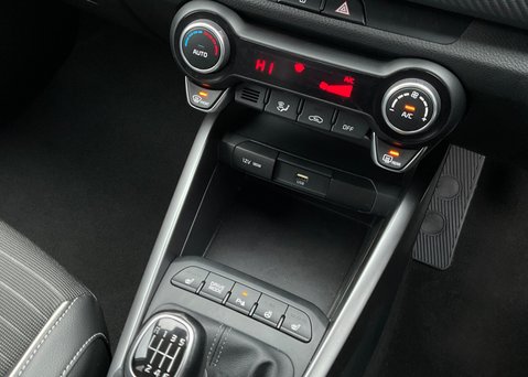 Kia Rio 1.0 T-GDi 48V 118 GT-Line S 17