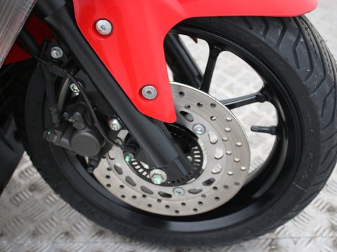Yamaha Nmax 125 GPD125-A ABS 17