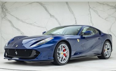 Ferrari 812 Superfast 6