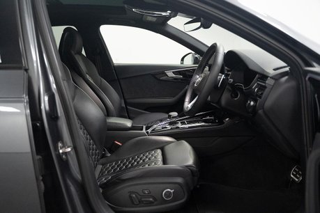 Audi RS4 2.9 TFSI V6 Vorsprung Estate 5dr Petrol Tiptronic quattro Euro 6 (s/s) (450 24