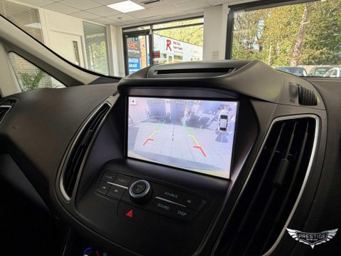 Ford C-Max 1.5 TDCi Titanium Euro 6 (s/s) 5dr 31