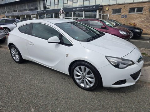 Vauxhall Astra GTC 1.4i Turbo SRi Euro 6 (s/s) 3dr 3