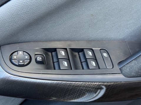 Citroen C4 Picasso 1.6 e-HDi Airdream Exclusive+ Euro 5 (s/s) 5dr 19