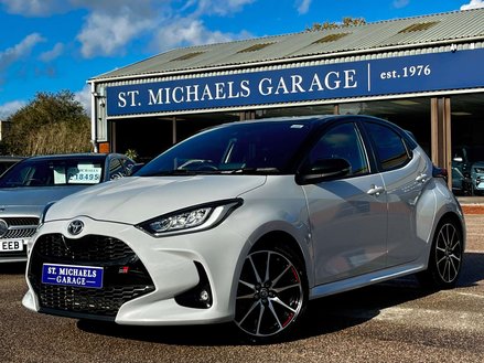 Toyota Yaris 1.5 Yaris GR Sport HEV CVT 5dr