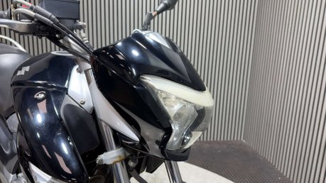 Suzuki Inazuma GW 2013 13K GOOD RUNNING PROJECT BIKE SPARES OR REPAIR 250CC A2 12