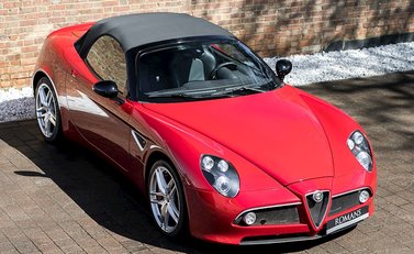 Alfa Romeo 8C Spider 10
