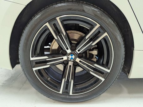 BMW 3 Series 2.0 320i M Sport Auto 4dr 19