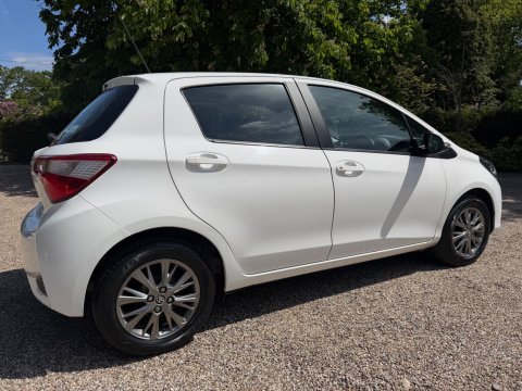 Toyota Yaris 1.5 VVT-i Icon Euro 6 5dr 5