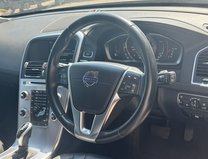 Volvo XC60 2.4 D5 SE Lux Nav SUV 5dr Diesel Auto AWD Euro 6 (s/s) (220 ps) 12