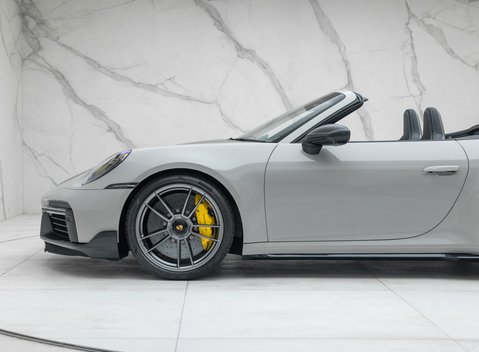 Porsche 911 Turbo S Cabriolet (992) 51