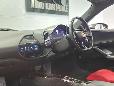 Ferrari SF90 4.0 SF90 Strada le Semi-Auto 4WD 2dr 16