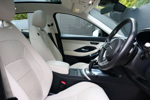 Jaguar E-Pace 2.0 E-PACE R-Dynamic HSE i AWD Auto 4WD 5dr 26