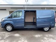 Ford Transit Custom 300 L2 170 ps Limited Panel Van - Power Invertor 8