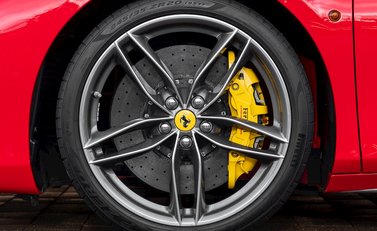 Ferrari 488 GTB 10