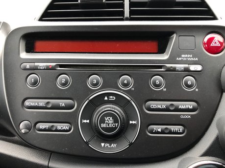 Honda Jazz I-VTEC SI 1.3 petrol manual, 65,000 miles, £165 tax, ULEZ compliant 15