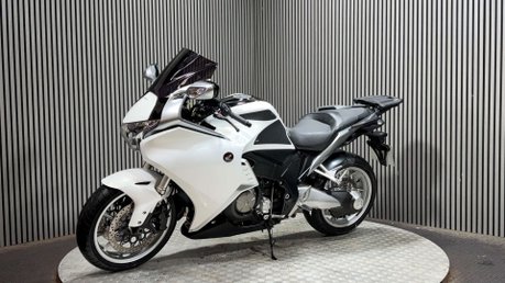 Honda VFR1200F 2010 VFR 1200 ONLY 22K LONG MOT SPORTS TOURER 1200CC 10