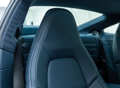 Porsche 911 Turbo (992) 15