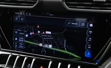 Lamborghini Urus V8 14