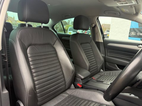 Volkswagen Passat 1.4 TSI 13kWh GTE DSG Euro 6 (s/s) 4dr 24
