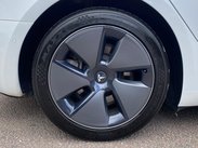 Tesla Model 3 (Dual Motor) Long Range Auto 4WDE 4dr 38