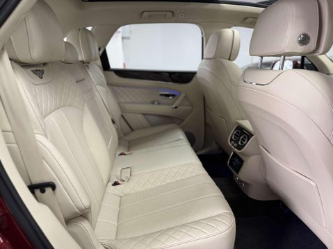 Bentley Bentayga 6.0 W12 SUV 5dr Petrol Auto 4WD Euro 6 (s/s) (608 ps) 35