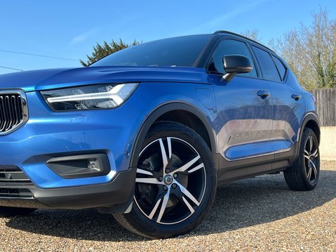 Volvo XC40 RECHARGE T5 R-DESIGN 15